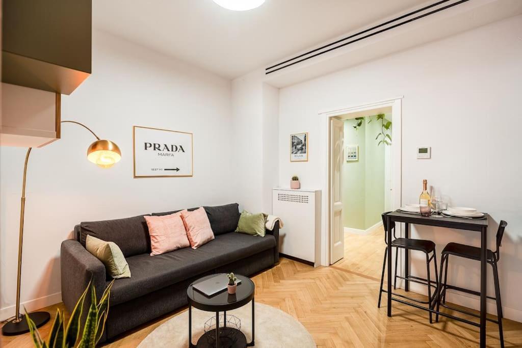 Peachtree Splendido Apt Nel Cuore Di Brera Milano Esterno foto